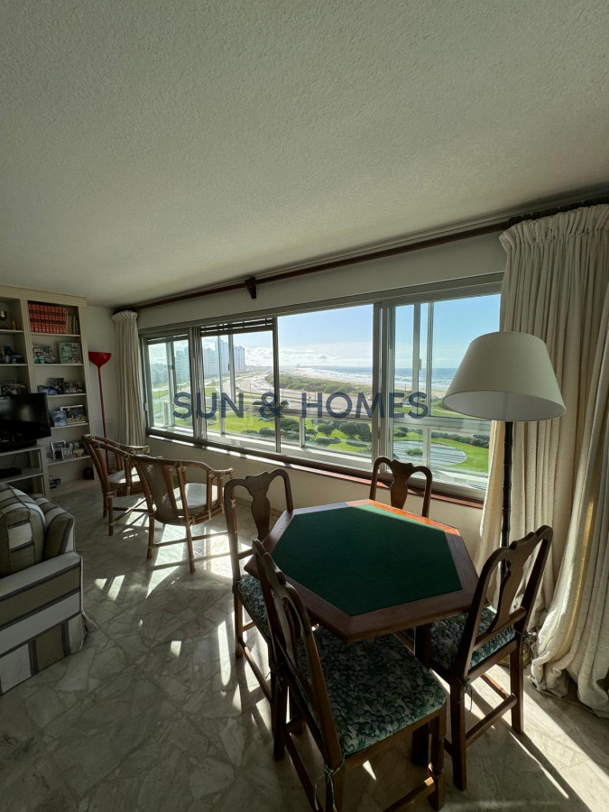 Apartamento ID.260 - Espectacular y exclusivo apartamento en venta con la mejor vista al mar y al amanecer en Punta del Este 