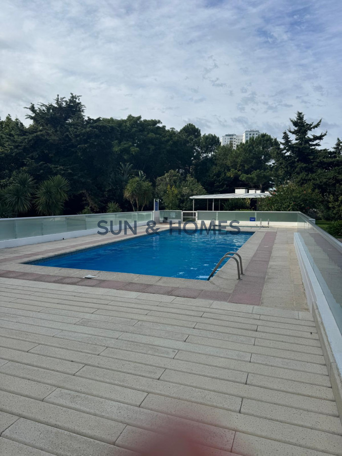 Apartamento ID.438 - Espectacular apto en venta en OPORTUNIDAD en Aidy Grill, Punta del Este CON EXCELENTE SOL