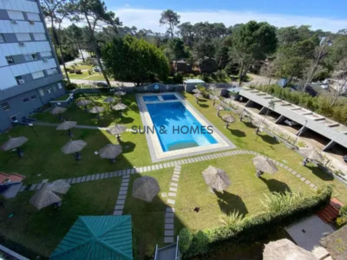 Apartamento ID.528 - Divino Penthouse en venta sobre Roosevelt de 2 dormitorios