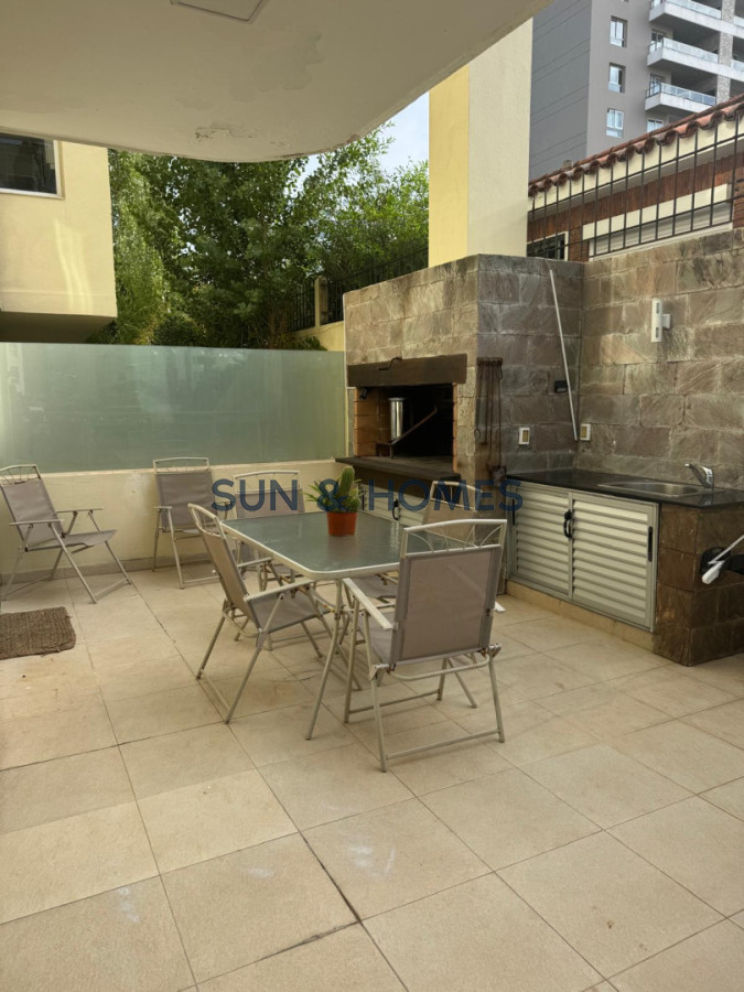 Apartamento ID.541 - OPORTUNIDAD divino apartamento con balcon y parrilla a una cuadra de la playa 