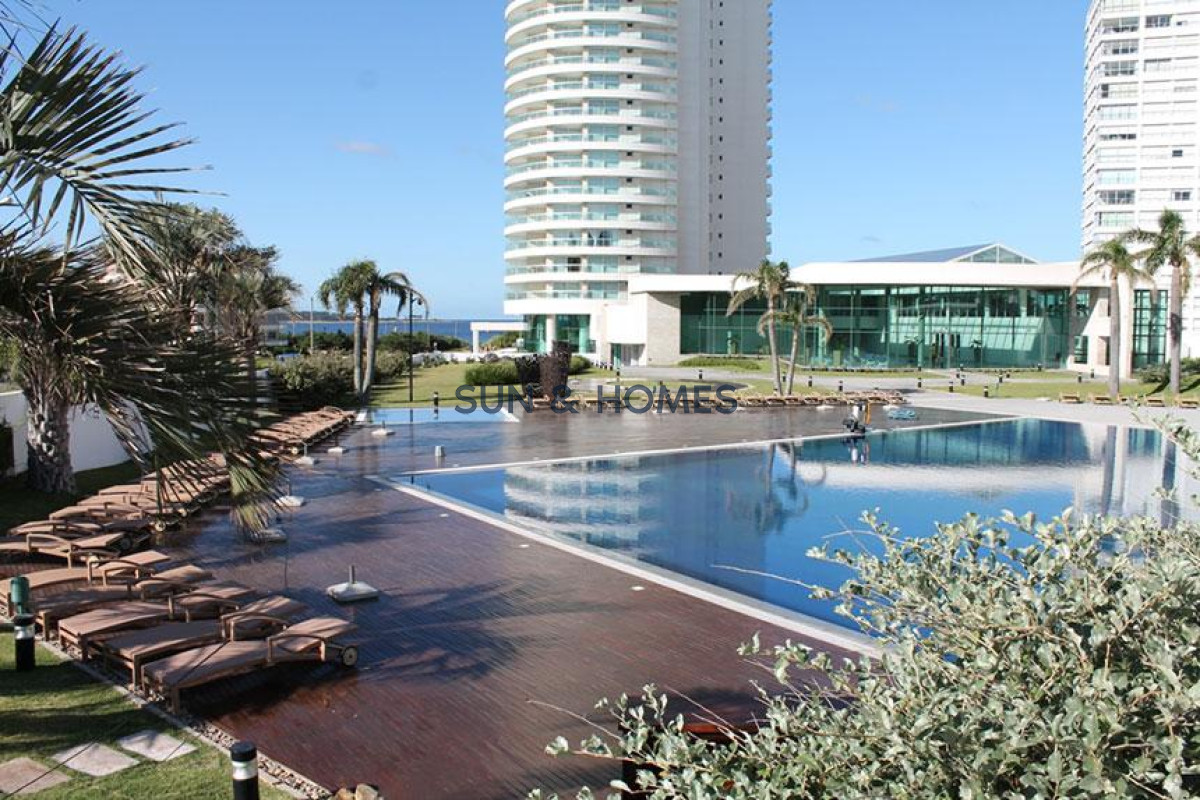 Apartamento ID.26 - Frente al mar, Espectacular apartamento esquinero disponible a la venta con divinas vistas panorámicas a los atardeceres de la mansa y Punta Ballena.
