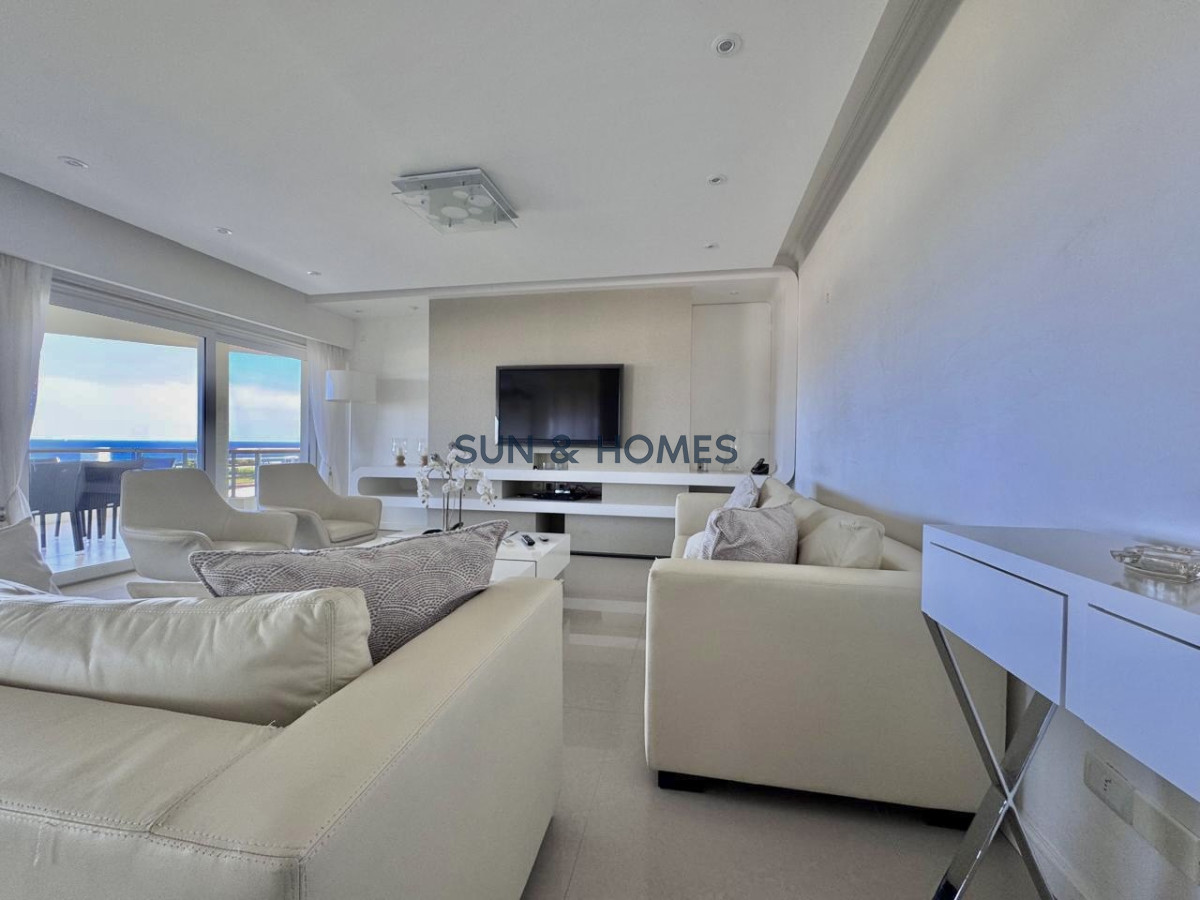 Apartamento ID.460 - Maravilloso apartamento en primera linea playa mansa 