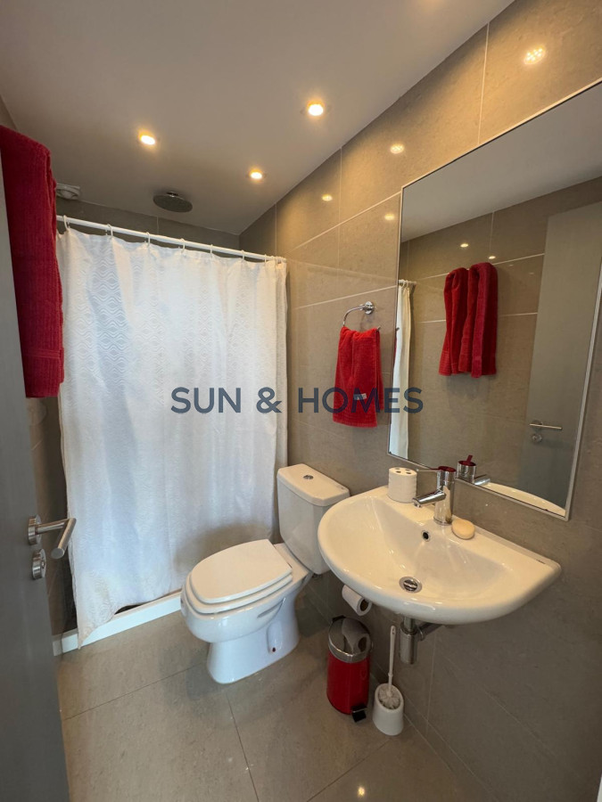Apartamento ID.345 - Espectacular apartamento en venta en Alexander Boulevard de dos dormitorios , Punta del Este