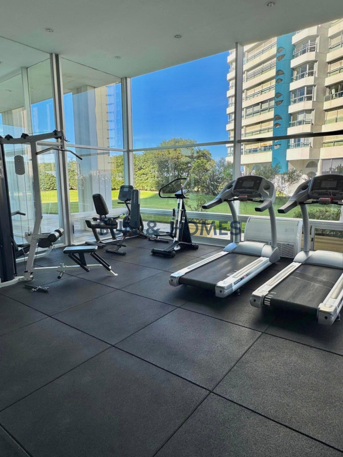 Apartamento ID.260 - Espectacular y exclusivo apartamento en venta con la mejor vista al mar y al amanecer en Punta del Este 