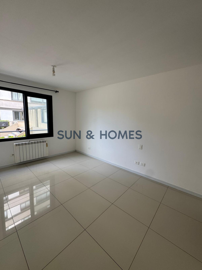 Apartamento ID.341 - OPORTUNIDAD APARTAMENTO EN VENTA EXCELENTE UBICACION EN MALDONADO 