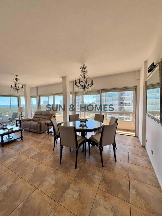 Apartamento ID.528 - Divino Penthouse en venta sobre Roosevelt de 2 dormitorios