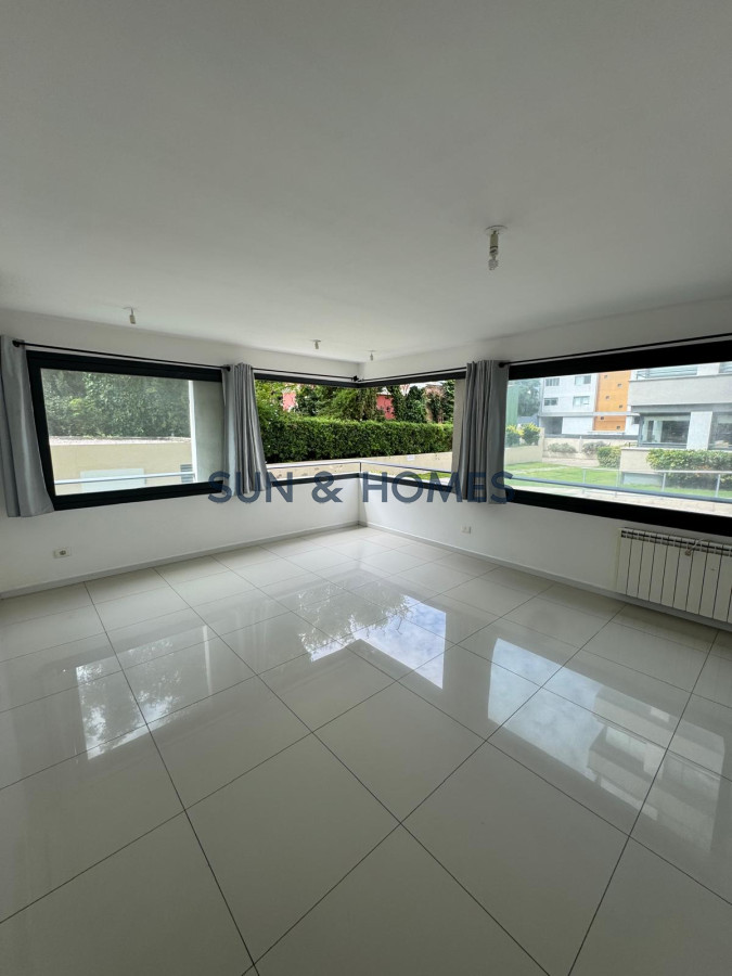 Apartamento ID.341 - OPORTUNIDAD APARTAMENTO EN VENTA EXCELENTE UBICACION EN MALDONADO 