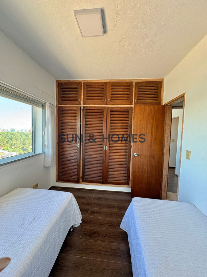 Apartamento ID.528 - Divino Penthouse en venta sobre Roosevelt de 2 dormitorios