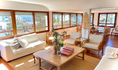 HERMOSO APARTAMENTO EN EL CORAZON DEL PUERTO
