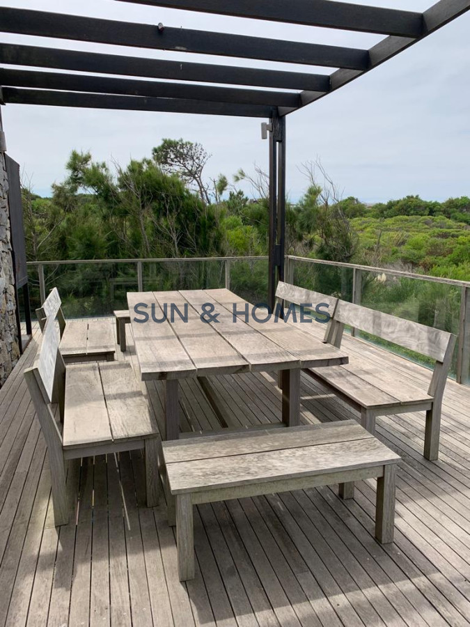 Casa ID.99 - Espectacular casa en barrio cerrado Terrazas del Cultural en Manantiales Punta del Este 