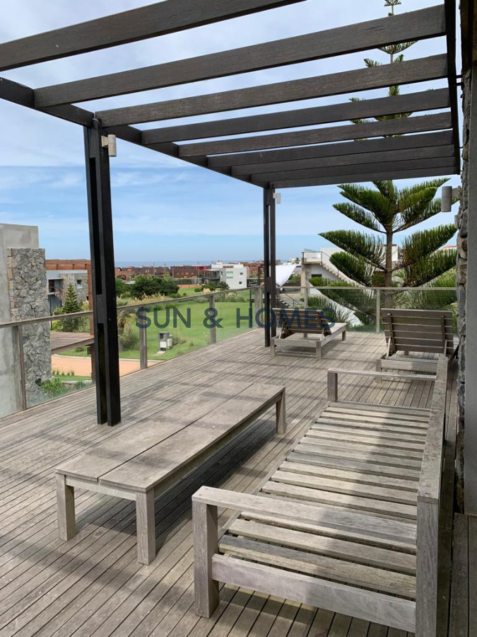 Casa ID.99 - Espectacular casa en barrio cerrado Terrazas del Cultural en Manantiales Punta del Este 