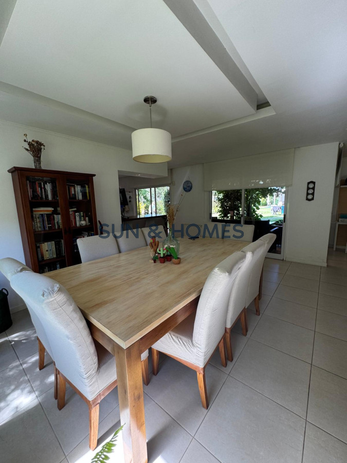 Casa ID.319 - Espectacular casa en venta Barrio Cordoba , Punta del Este, cerca de colegios, zona comercial y a 5 minutos de la playa