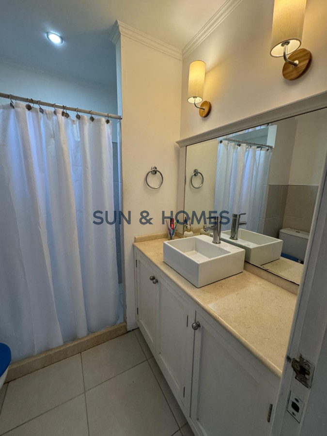 Casa ID.319 - Espectacular casa en venta Barrio Cordoba , Punta del Este, cerca de colegios, zona comercial y a 5 minutos de la playa