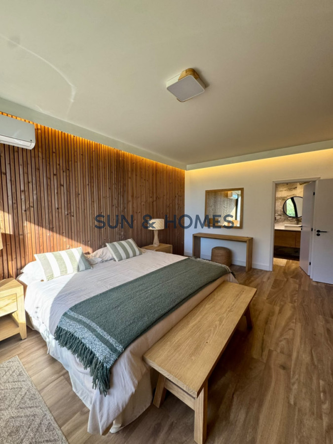 Casa ID.575 - Espectacular casa en venta en barrio cerrado La Jacinta, Punta Ballena