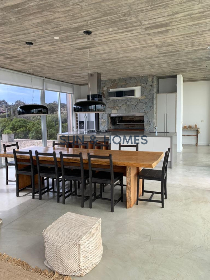 Casa ID.212 - Divina y exclusiva casa en alquiler de temporada en Barrio Cerrado en Manantiales Punta del Este.