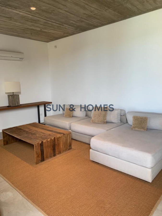 Casa ID.212 - Divina y exclusiva casa en alquiler de temporada en Barrio Cerrado en Manantiales Punta del Este.
