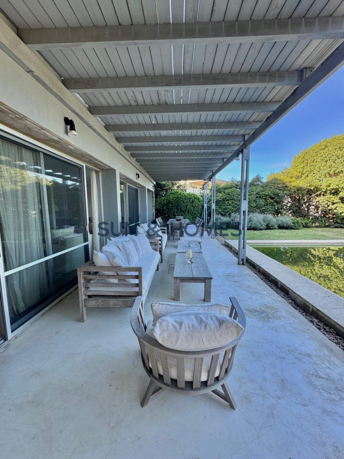 Casa ID.506 - Increible casa moderna a la venta en  exclusivo barrio privado
