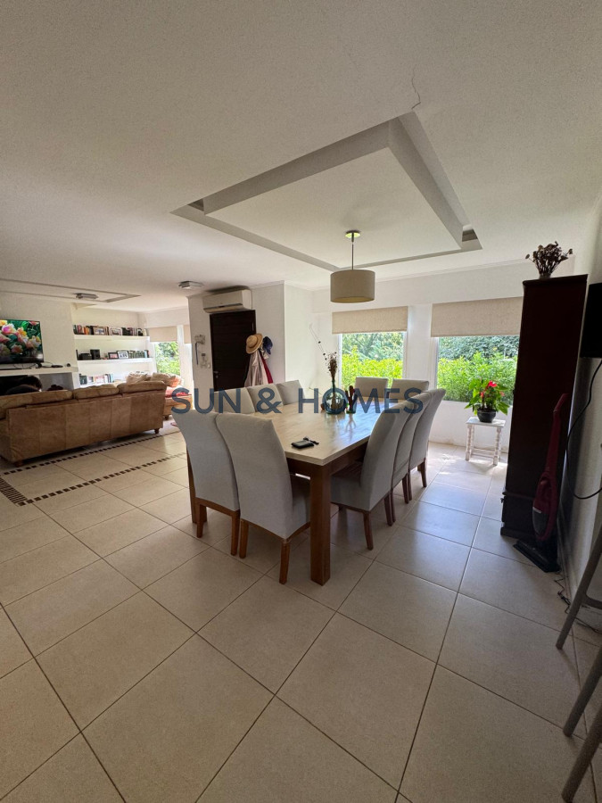 Casa ID.319 - Espectacular casa en venta Barrio Cordoba , Punta del Este, cerca de colegios, zona comercial y a 5 minutos de la playa