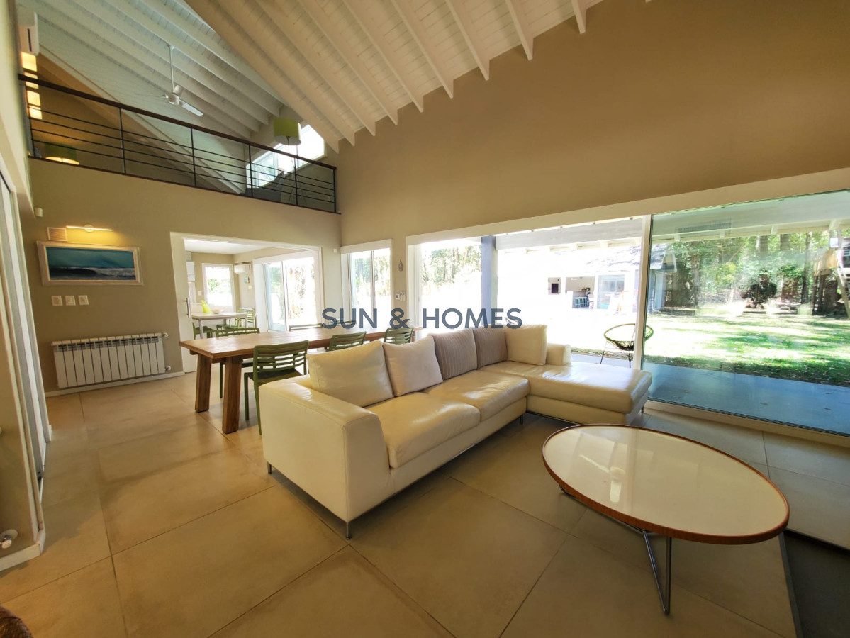 Casa ID.11 - Extraodinaria casa disponible en venta en barrio cerrado en Solanas, Punta del Este, barrio cerrado Design Village