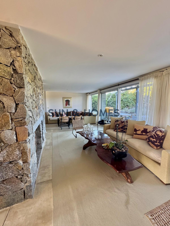 Casa ID.506 - Increible casa moderna a la venta en  exclusivo barrio privado