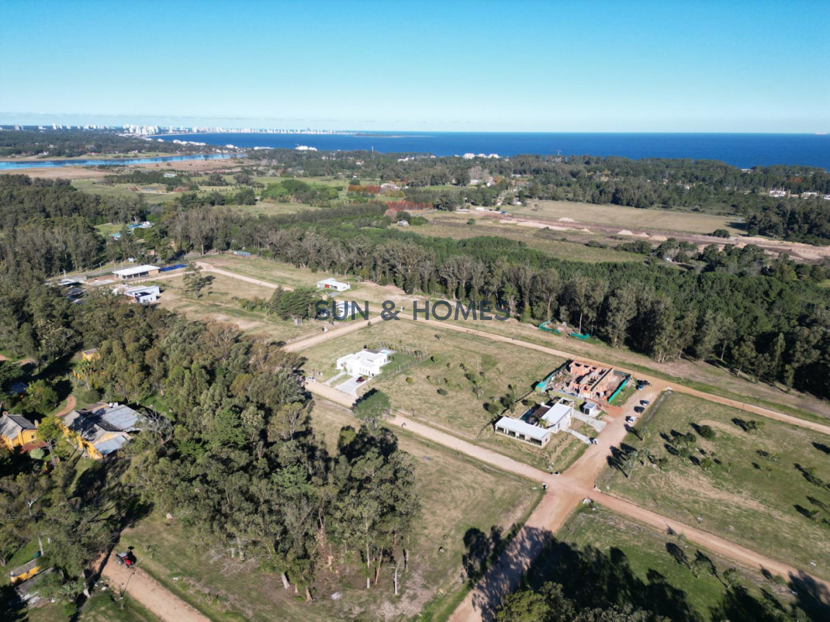 Casa ID.575 - Espectacular casa en venta en barrio cerrado La Jacinta, Punta Ballena