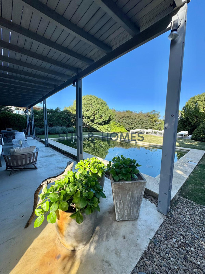Casa ID.506 - Increible casa moderna a la venta en  exclusivo barrio privado