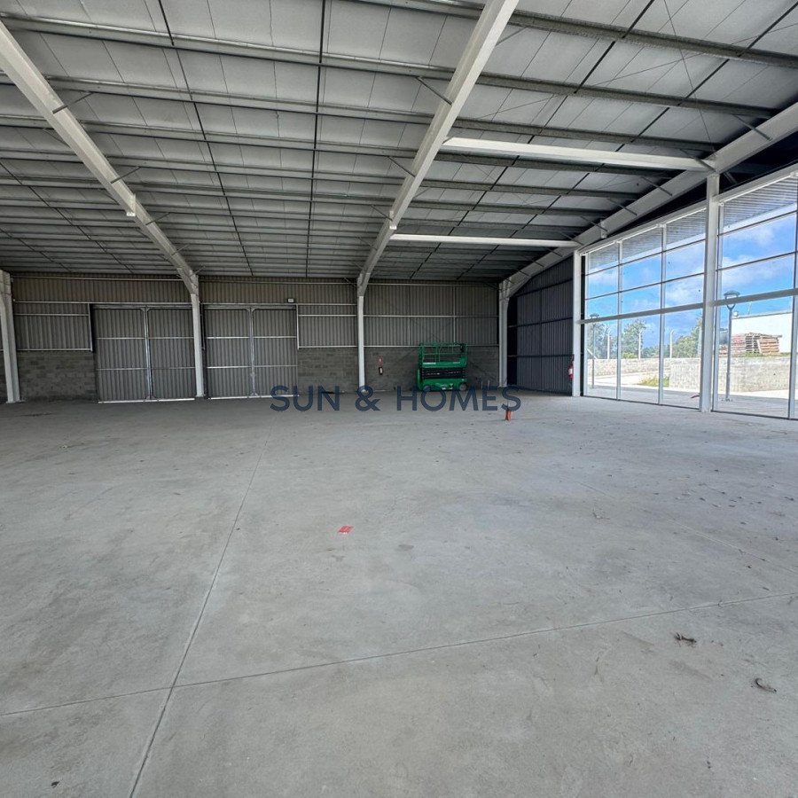 Local Comercial ID.473 - Espectacular local comercial en Alquiler sobre Ruta frente a rotonda Sodimac.