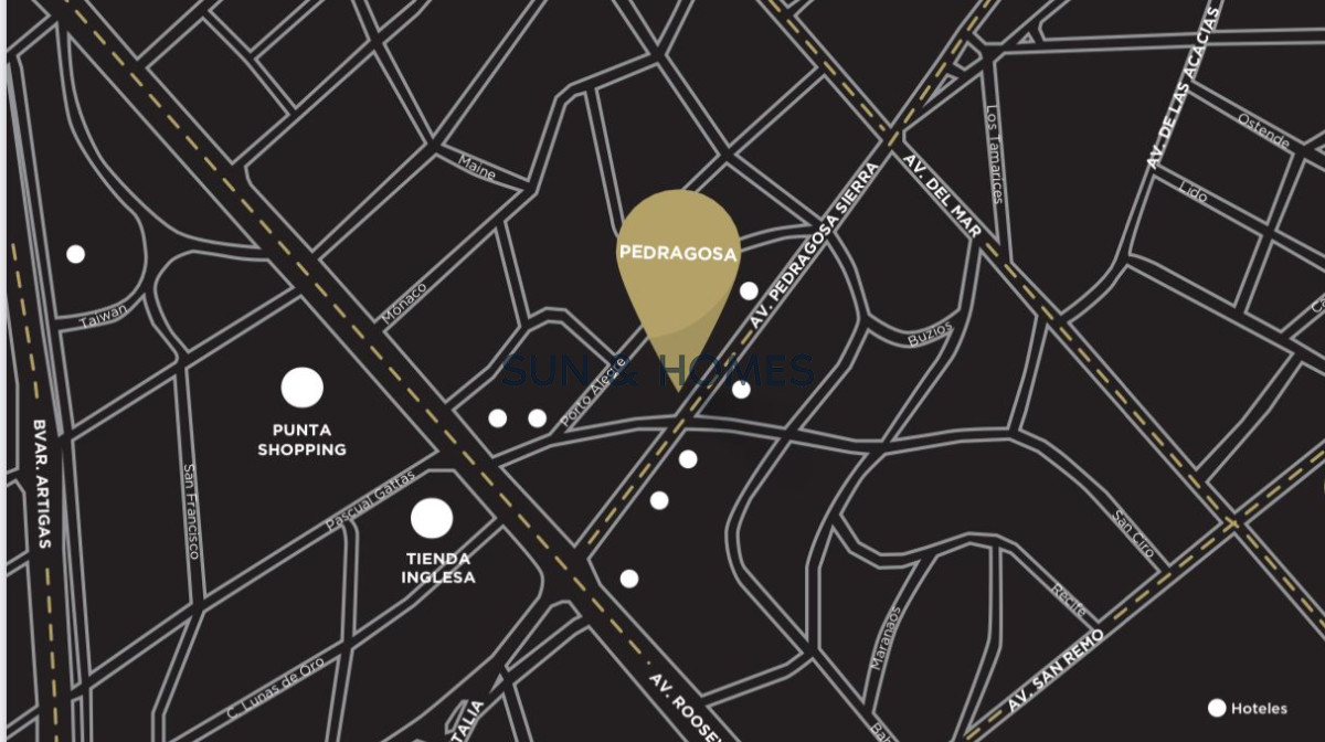 Local Comercial ID.462 - Exclusivo local en alquiler de 136mts en una de las zonas mas lindas de Punta del Este con 44 metros de rooftop
