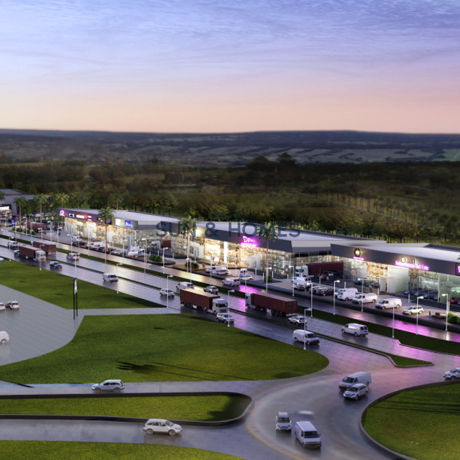 Local Comercial ID.489 - Importante local en alquiler de 906mts en el mejor lugar de Maldonado