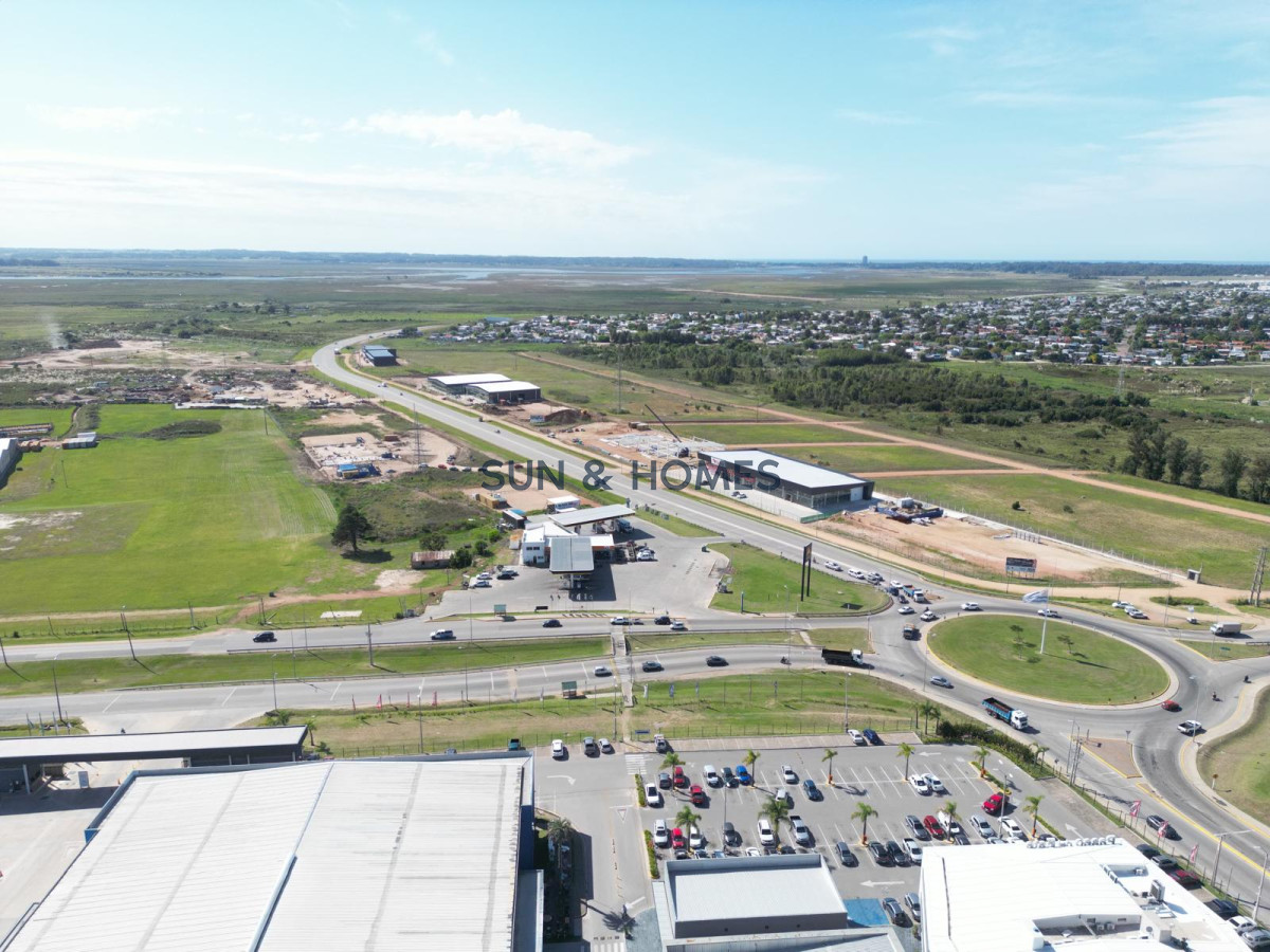 Local Comercial ID.416 - Increible local comercial de 500 mts. en el mejor lugar de Maldonado 