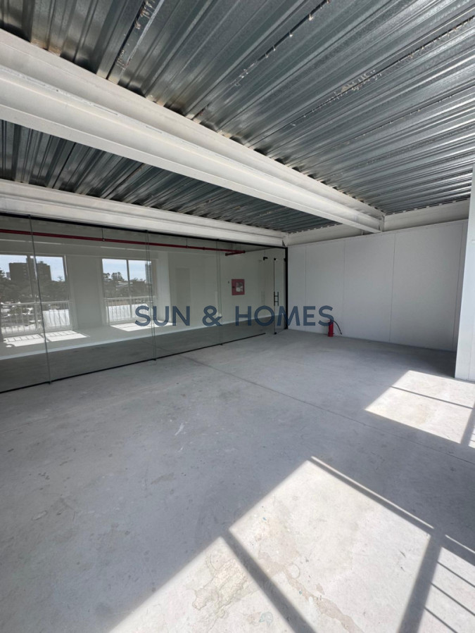 Local Comercial ID.584 - Oportunidad espacio de metros en alquiler para múltiples actividades 