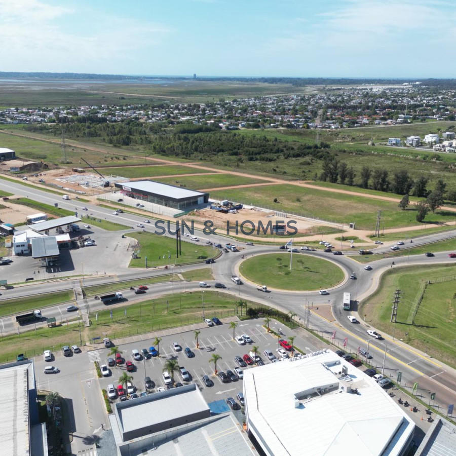 Local Comercial ID.473 - Espectacular local comercial en Alquiler sobre Ruta frente a rotonda Sodimac.
