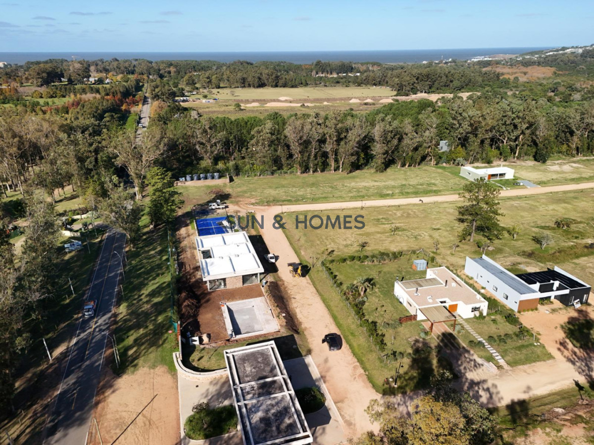 Terreno ID.287 - Oportunidad terrenos de 1.000 mts financiados hasta en 5 años en barrio cerrado con servicios en Punta Ballena