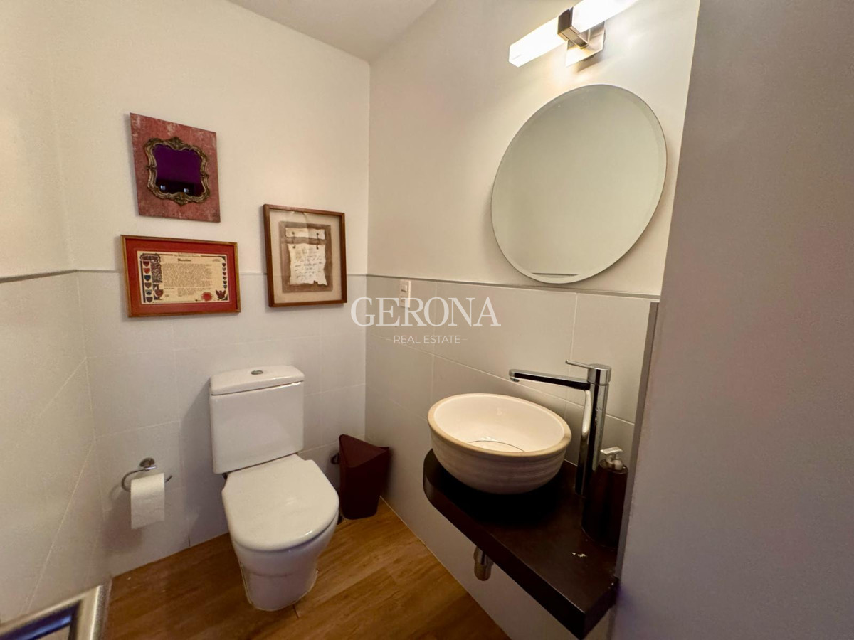 Apartamento ID.256 - Alquiler Apartamento de 3 dormitorios y servicio en Rambla Punta Gorda