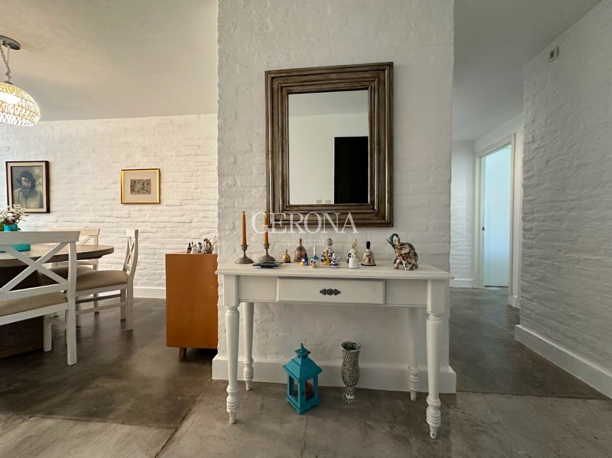 Apartamento ID.194 - Venta Apartamento de 3 dormitorios y 2 garajes en Haras del Lago