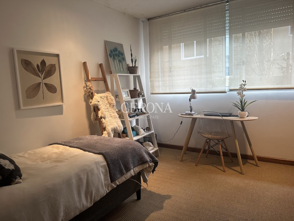 Apartamento ID.234 - Venta apartamento de 3 dormitorios + servicio +garaje en Carrasco