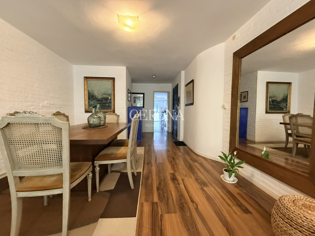 Apartamento ID.294 - Venta apartamento de 3 dormitorios y cochera en Barrio Privado.