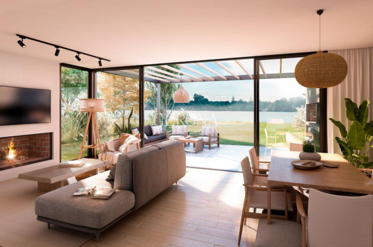 Apartamento ID.292 - Venta de apartamento, Villa de 4 dormitorios con jardín y vista al Lago en Marinas Carrasco