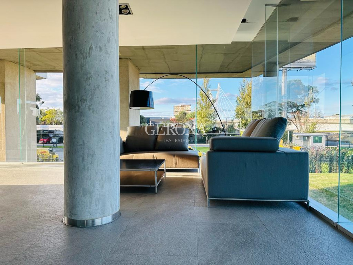 Apartamento ID.114 - Venta de Apartamento de 2 Dormitorios en Carrasco