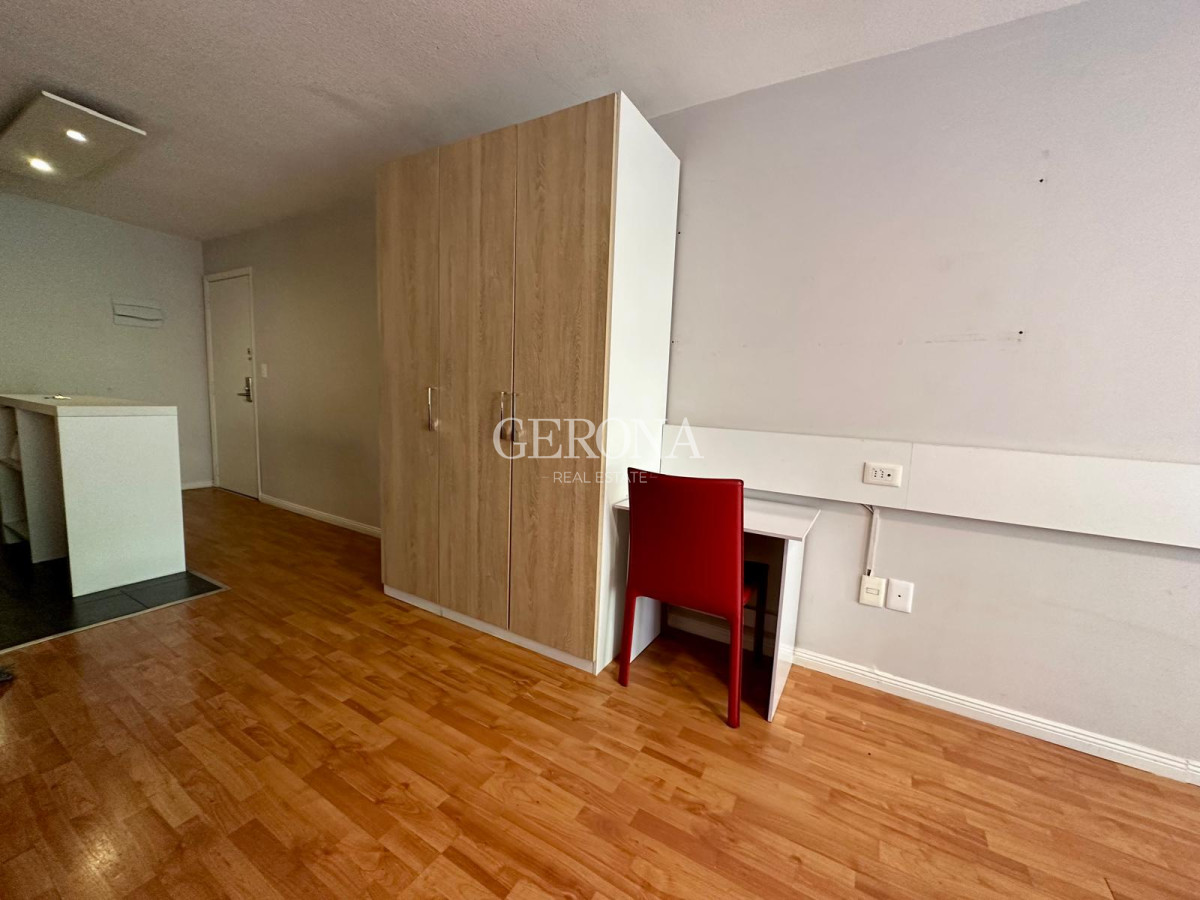 Apartamento ID.252 - Alquiler Monoambiente en Pocitos