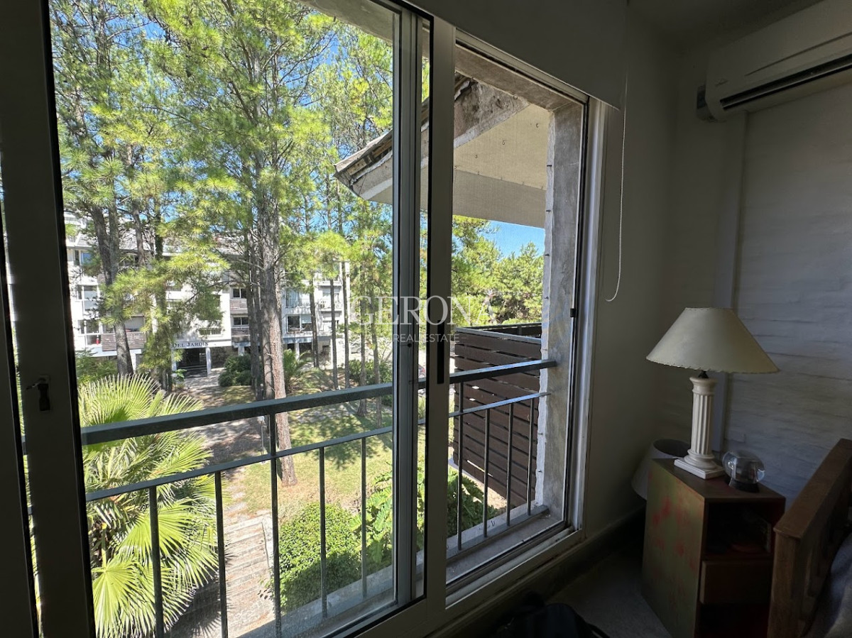 Apartamento ID.194 - Venta Apartamento de 3 dormitorios y 2 garajes en Haras del Lago