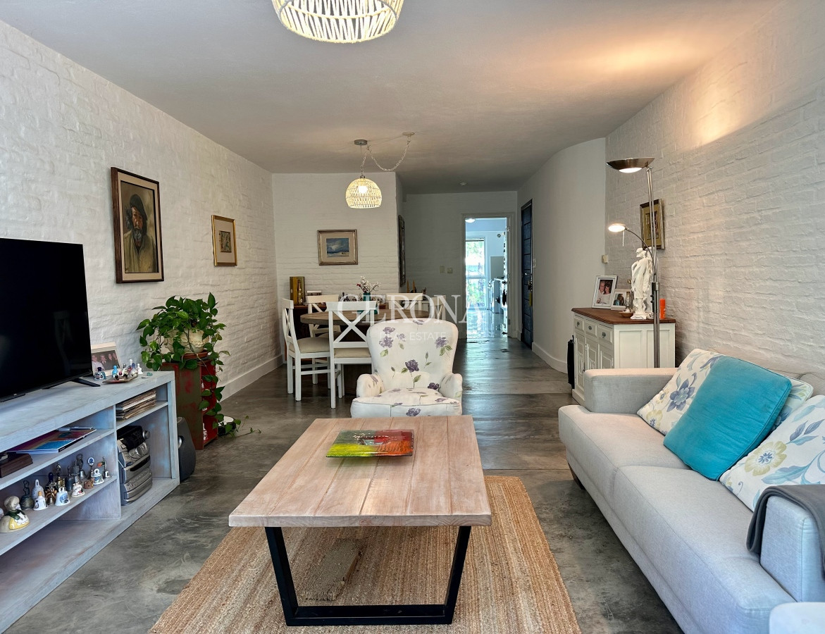 Apartamento ID.194 - Venta Apartamento de 3 dormitorios y 2 garajes en Haras del Lago