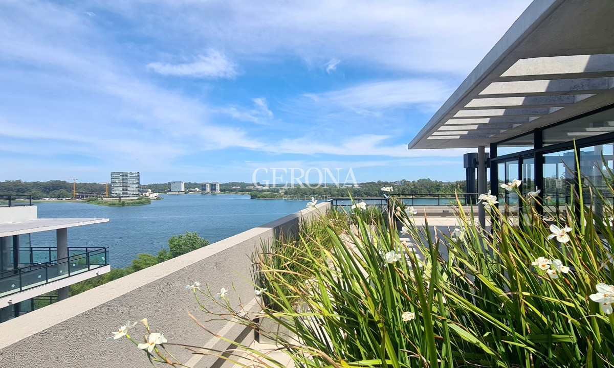 Apartamento ID.102 - Venta Apartamento de 3 dormitorios en Zona de Lagos. 
