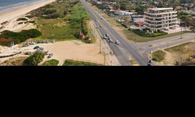 Venta Apartamento de 1 dormitorio en Parque Carrasco, sobre Rambla Costanera