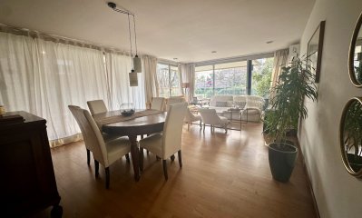 Venta apartamento de 3 dormitorios + servicio +garaje en Carrasco