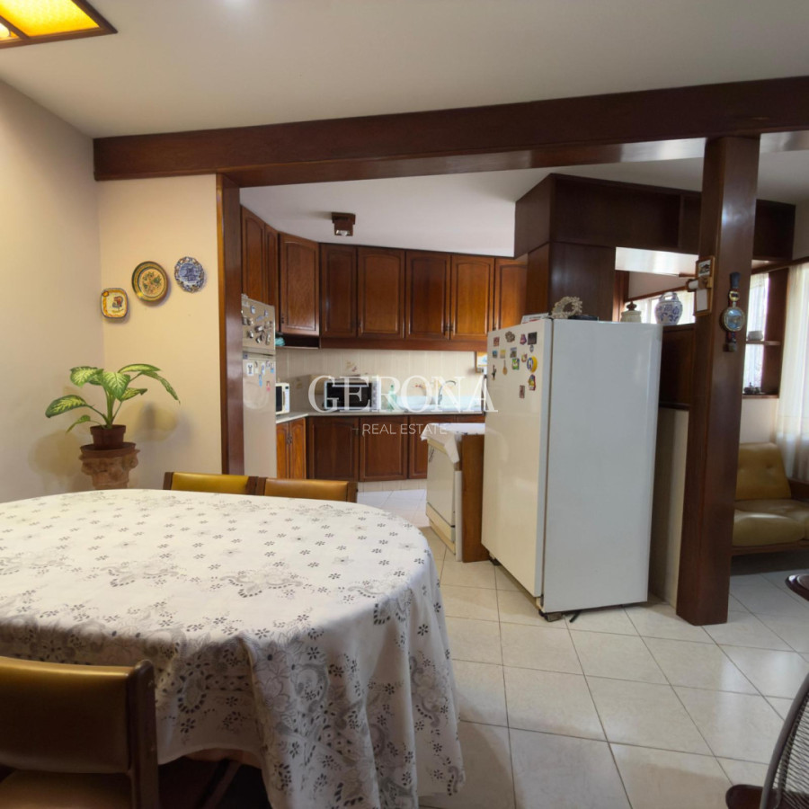 Casa ID.301 - Alquiler Casa para empresa en Punta Gorda