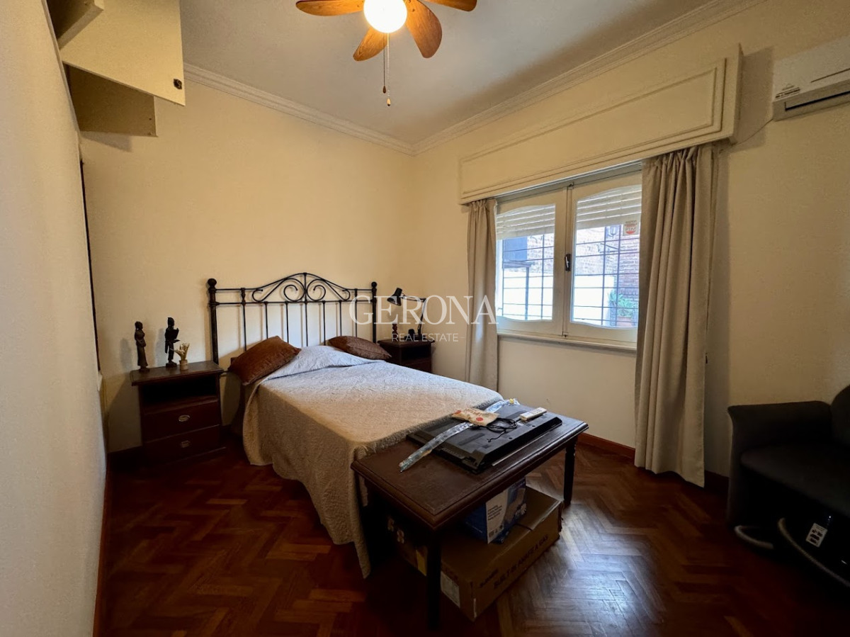 Casa ID.242 - Venta casa de tres dormitorios y servicio, en Rambla de Punta Gorda. 