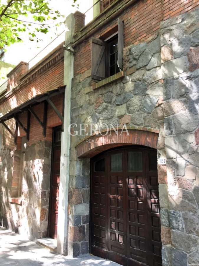 Casa ID.288 - Alquiler casa de 4 dormitorios y garajes en la mejor ubicación de Pocitos, ideal Empresa.