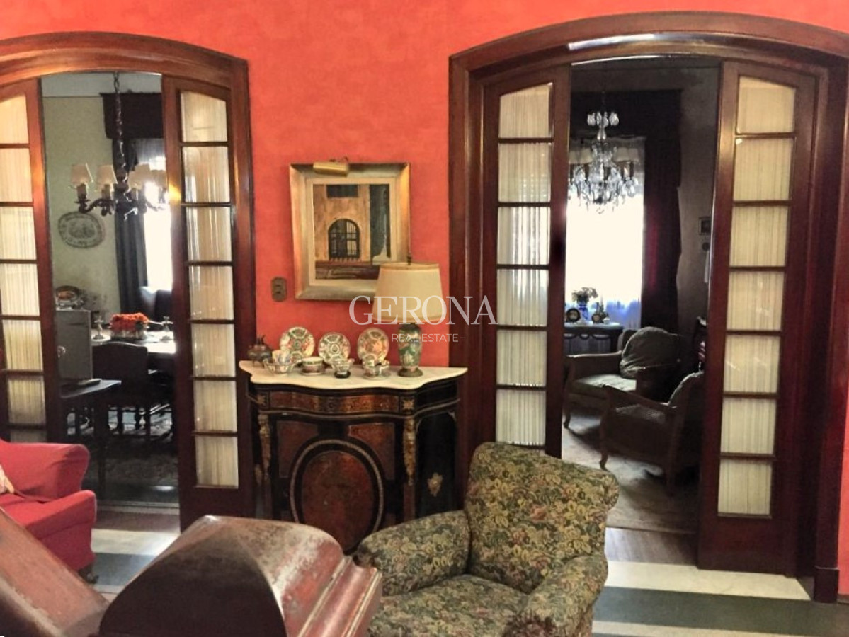 Casa ID.288 - Alquiler casa de 4 dormitorios y garajes en la mejor ubicación de Pocitos, ideal Empresa.