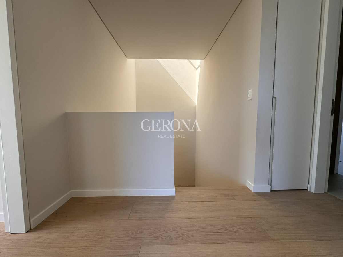 Casa ID.259 - Venta Casa de 3 dormitorios, jardín a estrenar 